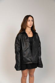 Boxy-fit unisex leather jacket