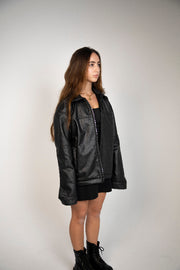 Boxy-fit unisex leather jacket